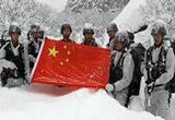 风雪巡逻路 守护心中的那抹“中国红”