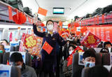 从长三角到珠三角：春运列车上感受新年脉动