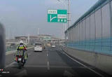 济南交警一路“狂飙”，为断掌病人开路！