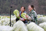 “新农人”带“土货”